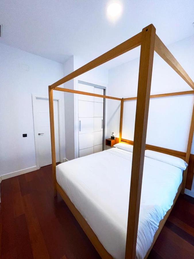 Catedral Square Apartment Sevilla Bagian luar foto