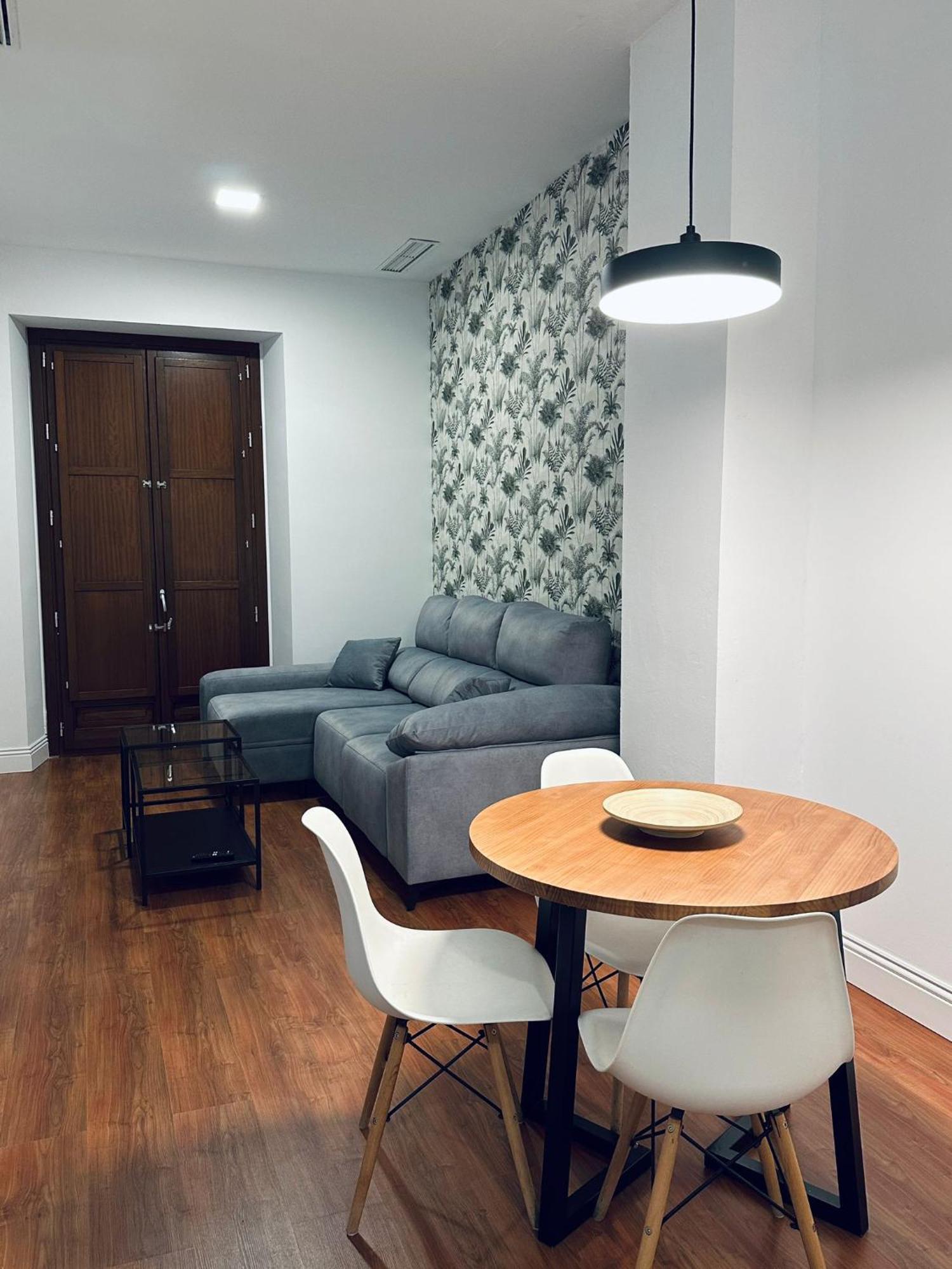 Catedral Square Apartment Sevilla Bagian luar foto